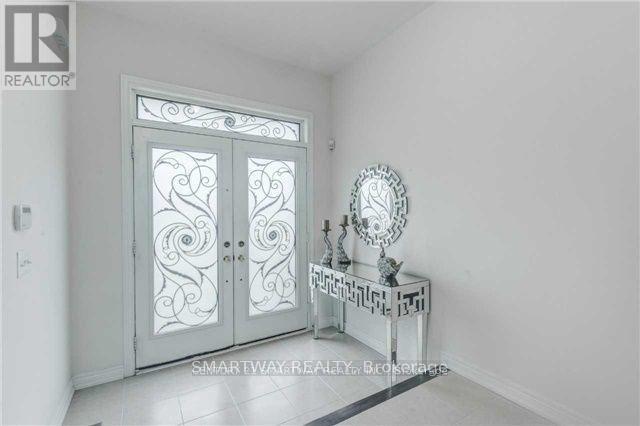 52 Franktown Drive, Brampton, Ontario  L6P 3N2 - Photo 2 - W12807674