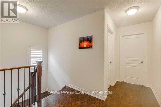 52 Franktown Drive, Brampton, Ontario  L6P 3N2 - Photo 9 - W12807674