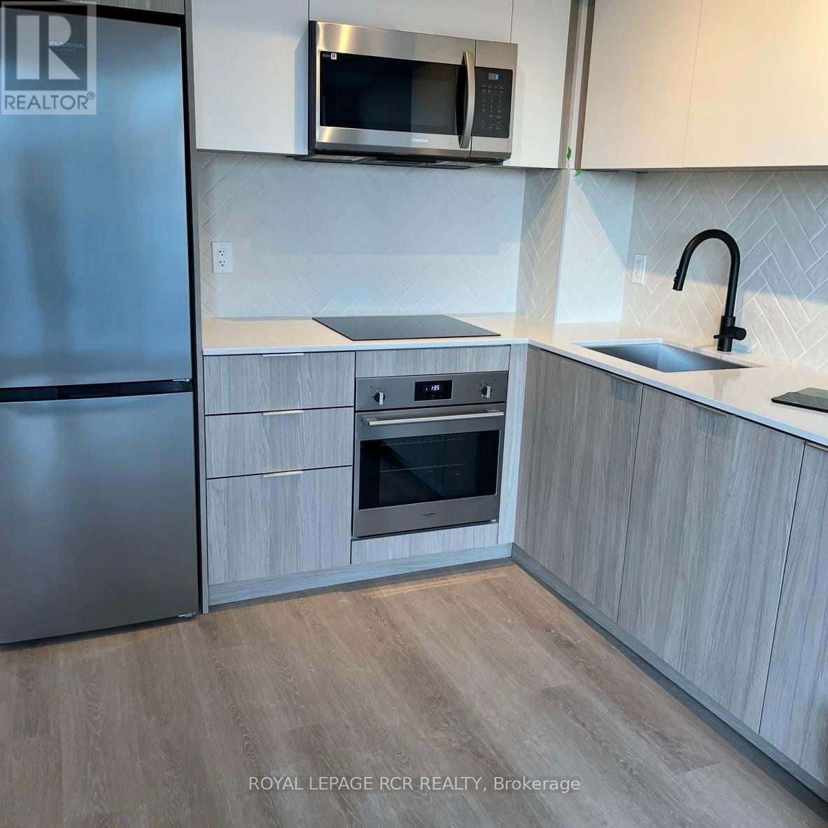 409 - 36 ZORRA STREET, Toronto, Ontario