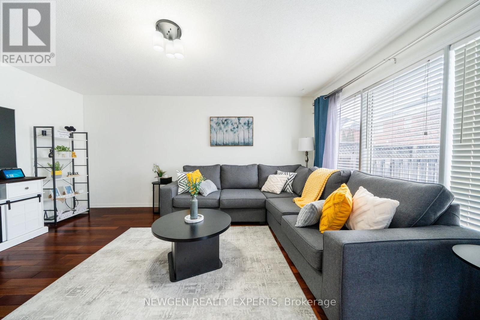 648 Edwards Avenue, Milton, Ontario  L9T 6B2 - Photo 10 - W12807720