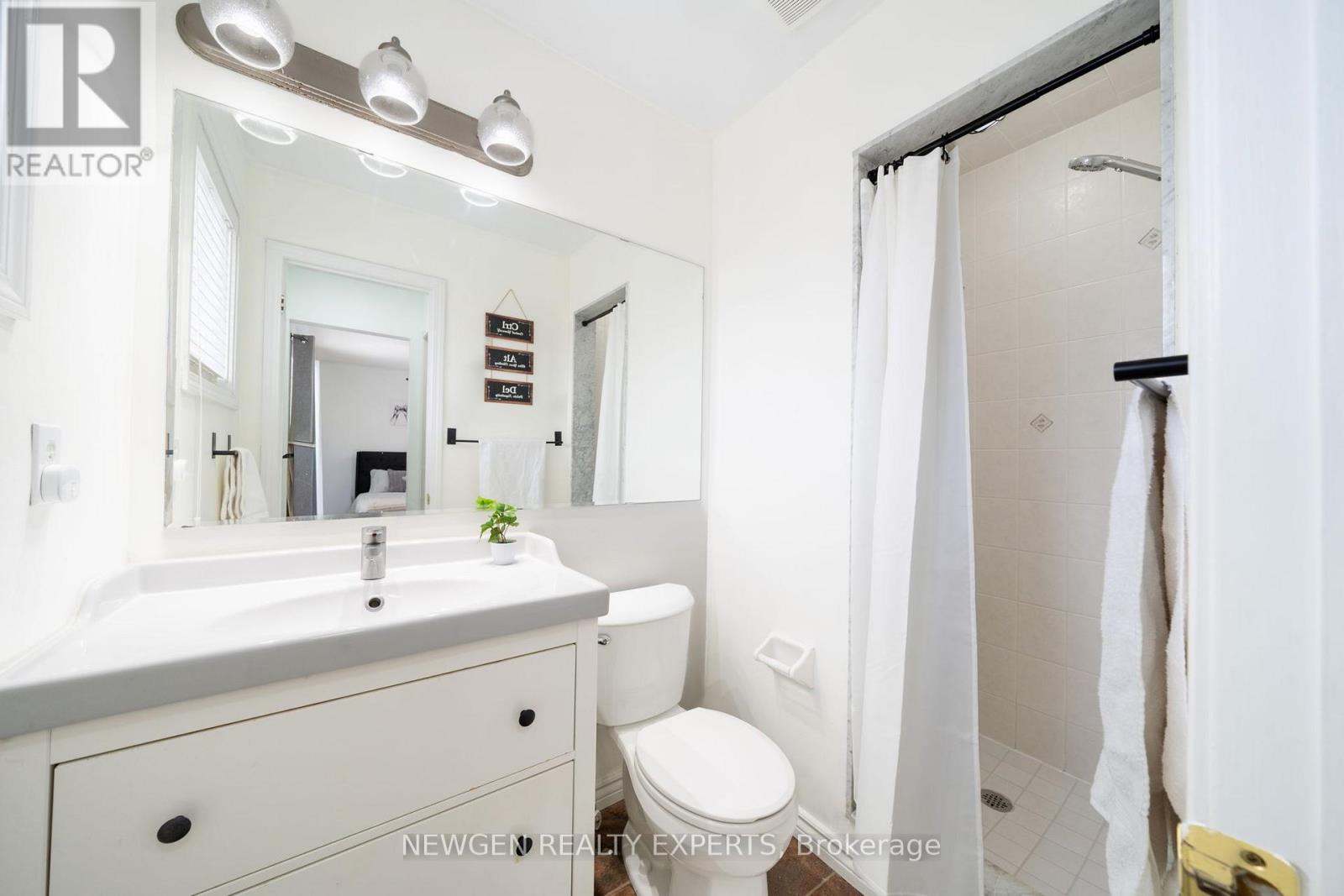 648 Edwards Avenue, Milton, Ontario  L9T 6B2 - Photo 29 - W12807720