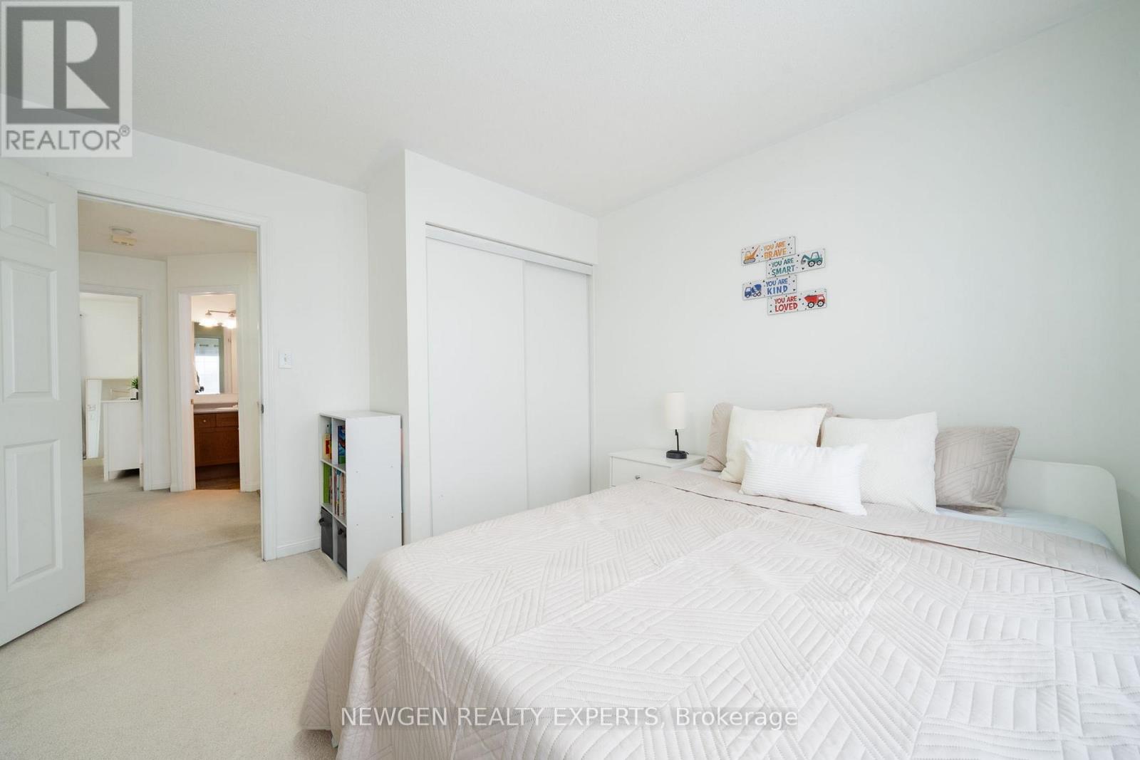 648 Edwards Avenue, Milton, Ontario  L9T 6B2 - Photo 41 - W12807720