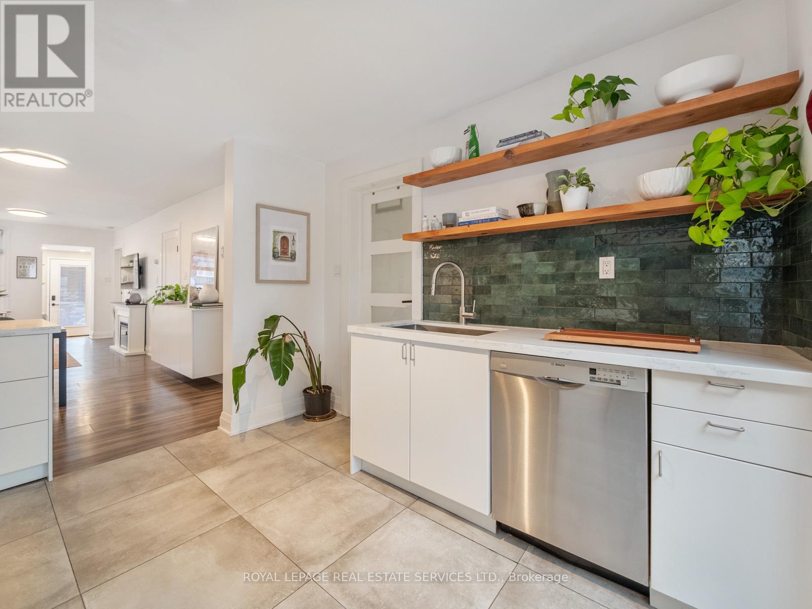 74 Chryessa Avenue, Toronto, Ontario  M6N 4T7 - Photo 24 - W12807766