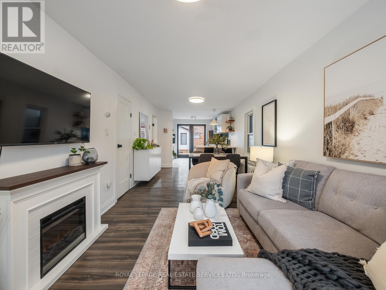 74 Chryessa Avenue, Toronto, Ontario  M6N 4T7 - Photo 9 - W12807766