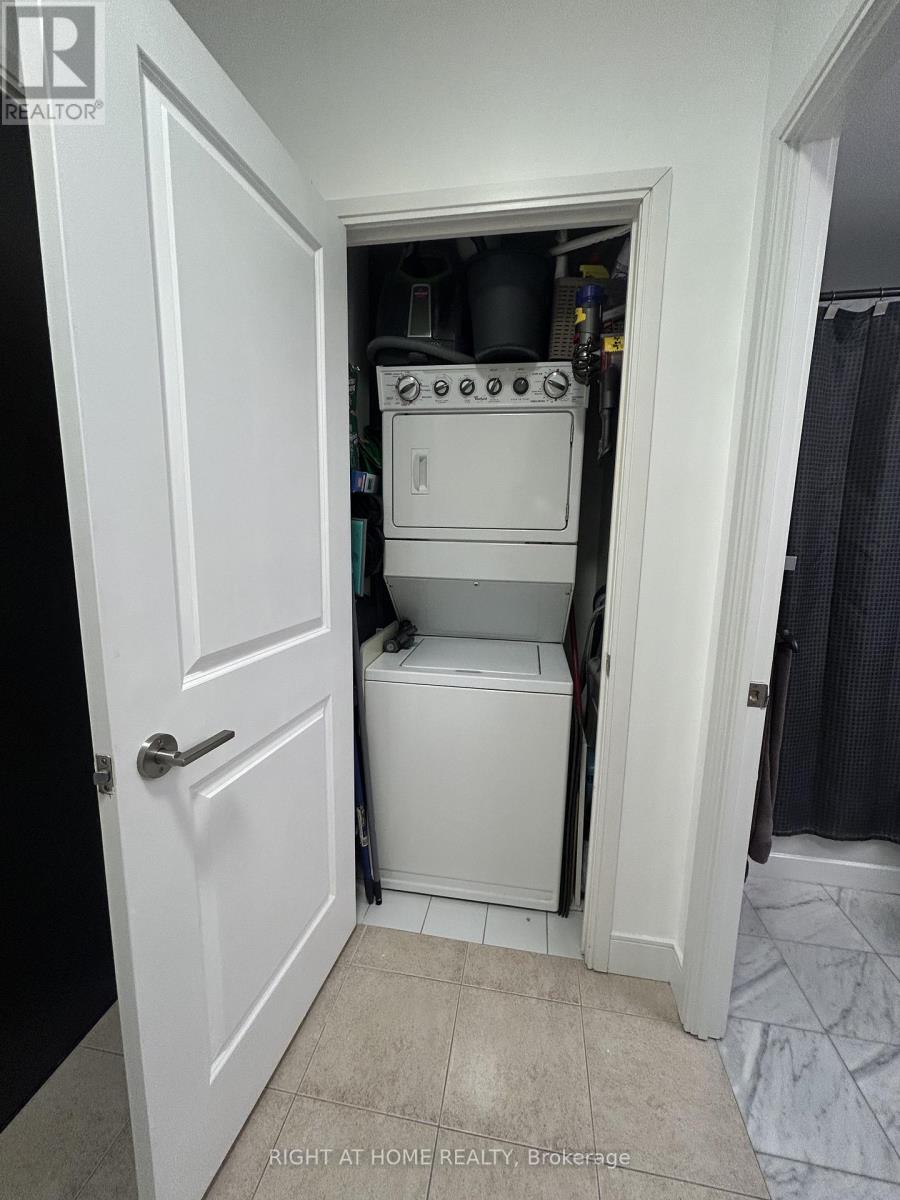 1806 - 50 Absolute Avenue, Mississauga, Ontario  L4Z 0A8 - Photo 13 - W12807772