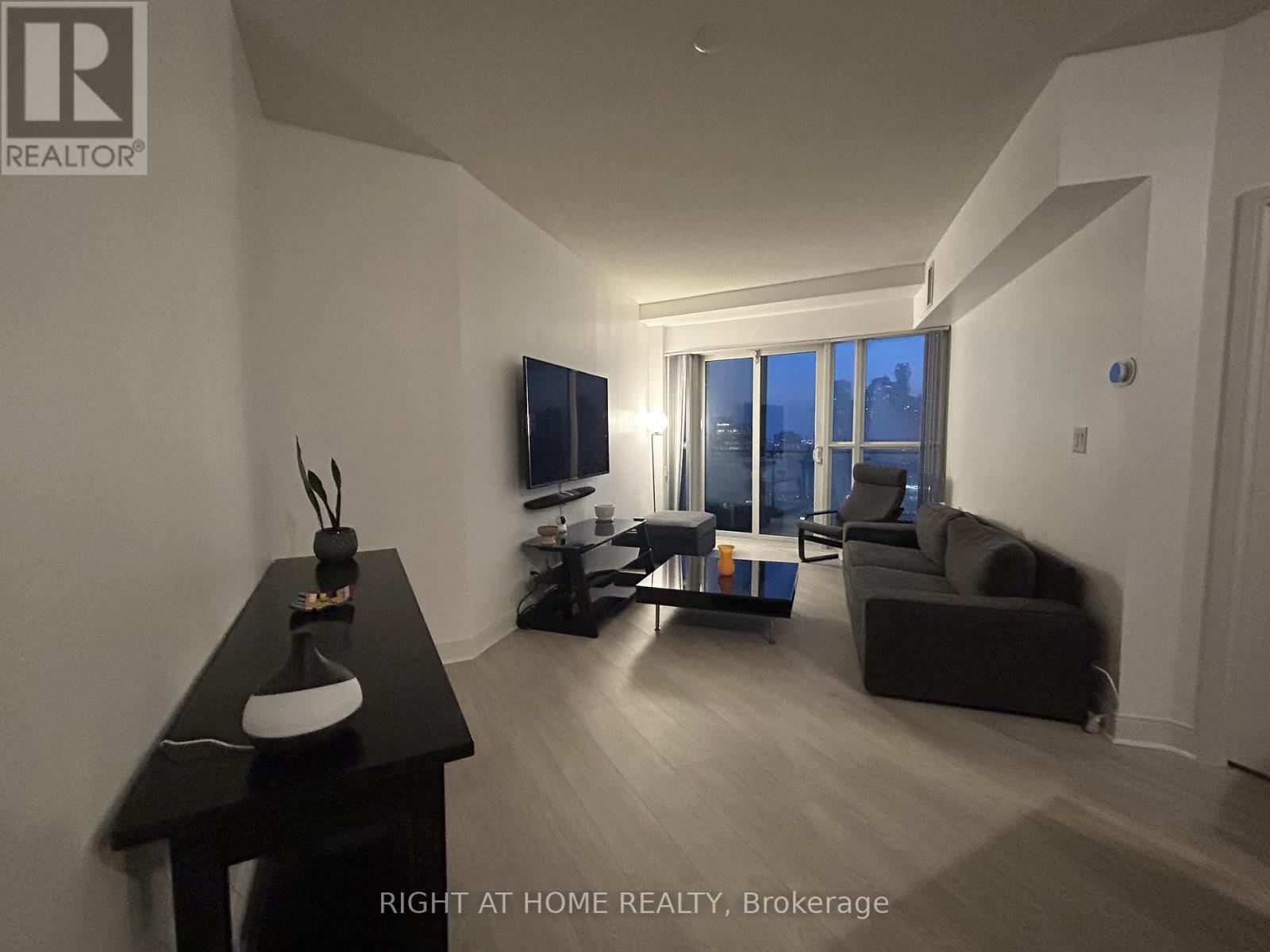 1806 - 50 Absolute Avenue, Mississauga, Ontario  L4Z 0A8 - Photo 4 - W12807772