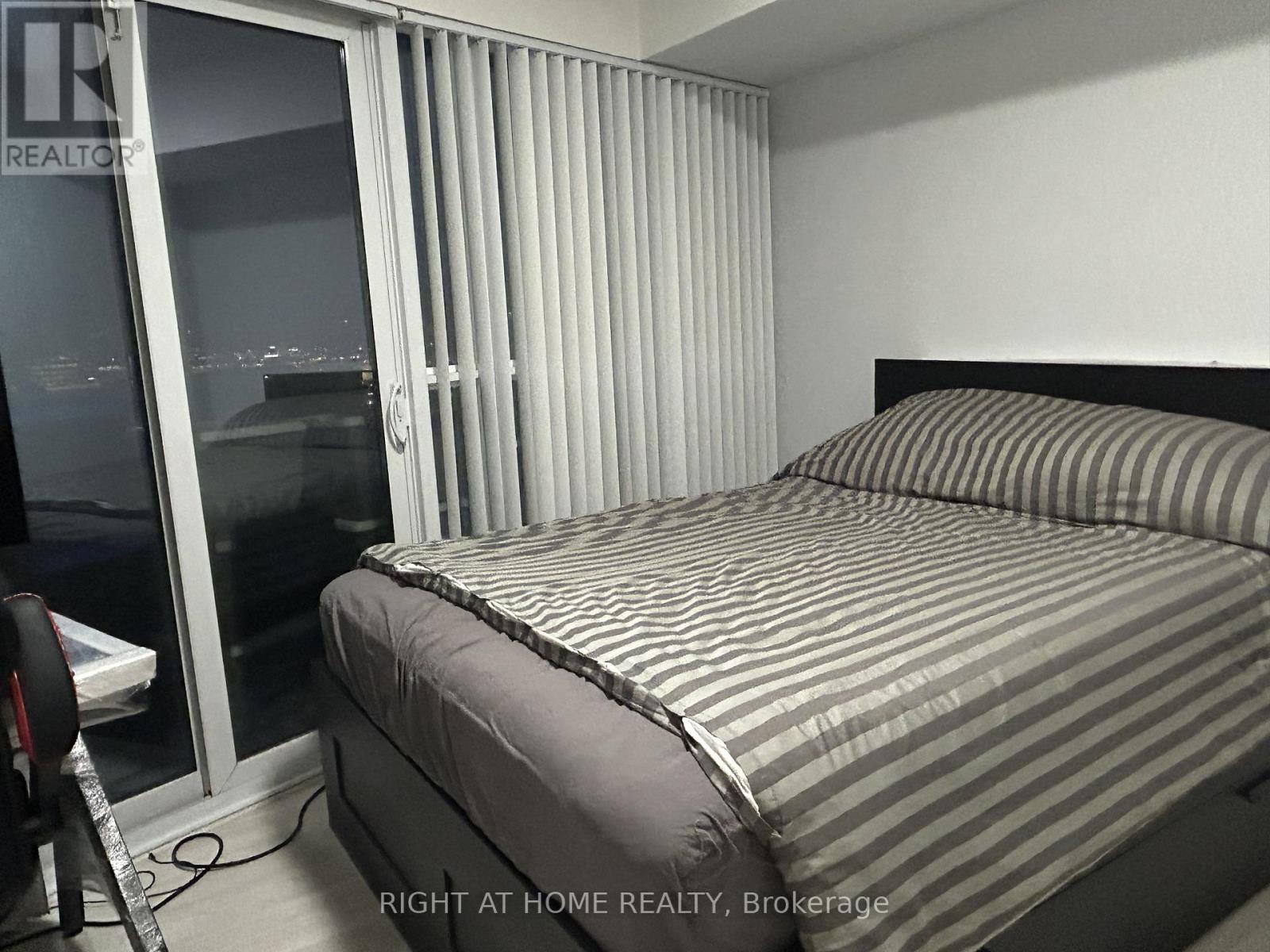 1806 - 50 Absolute Avenue, Mississauga, Ontario  L4Z 0A8 - Photo 8 - W12807772