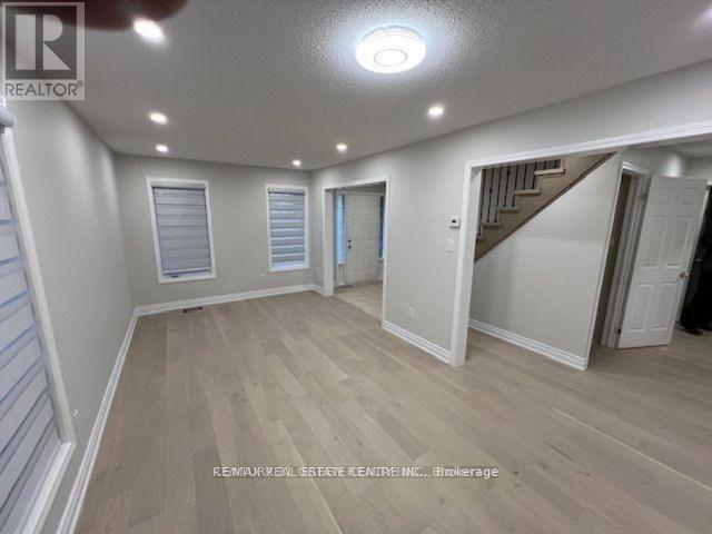 3036 Abernathy Way, Oakville, Ontario  L6M 5C1 - Photo 17 - W12807780