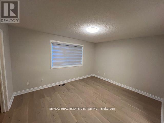 3036 Abernathy Way, Oakville, Ontario  L6M 5C1 - Photo 8 - W12807780