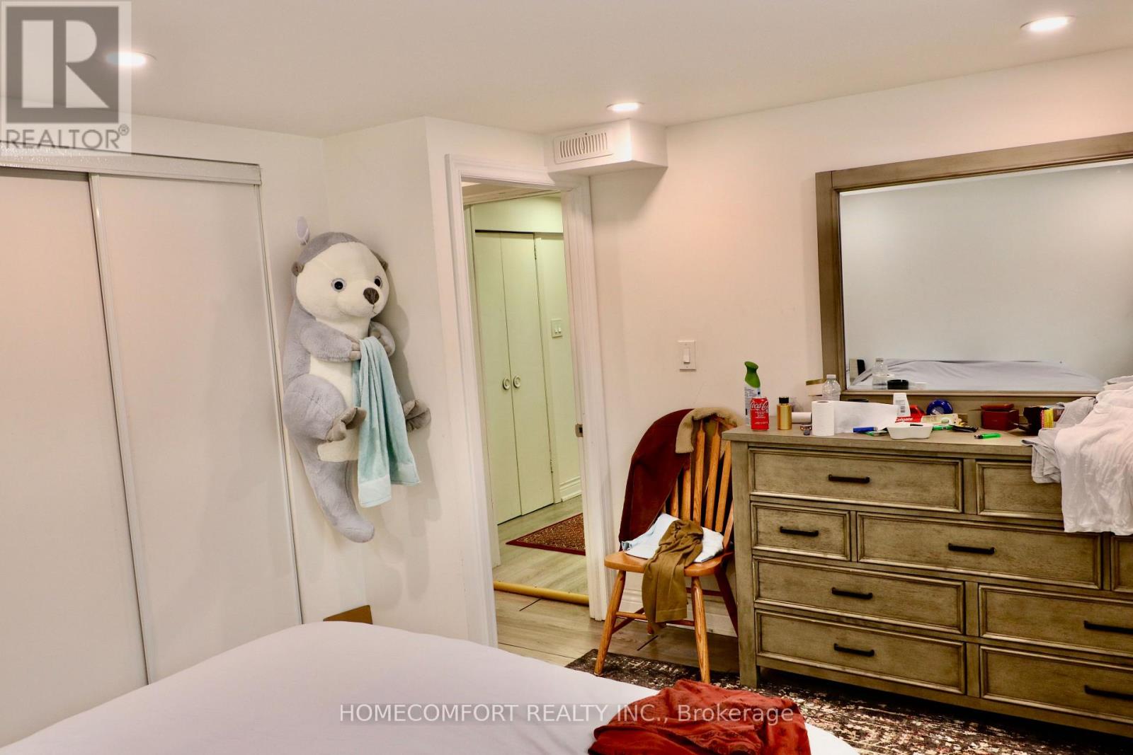 Lower - 72 Langholm Drive, Toronto, Ontario  M3M 2R8 - Photo 17 - W12807790