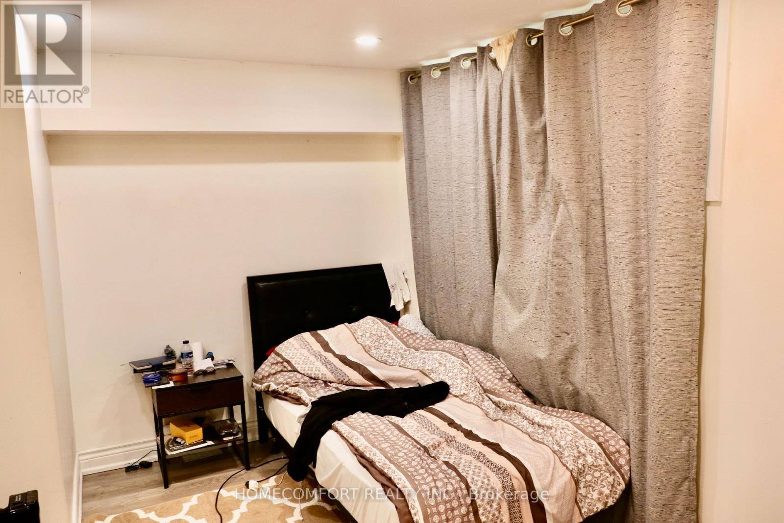 Lower - 72 Langholm Drive, Toronto, Ontario  M3M 2R8 - Photo 21 - W12807790