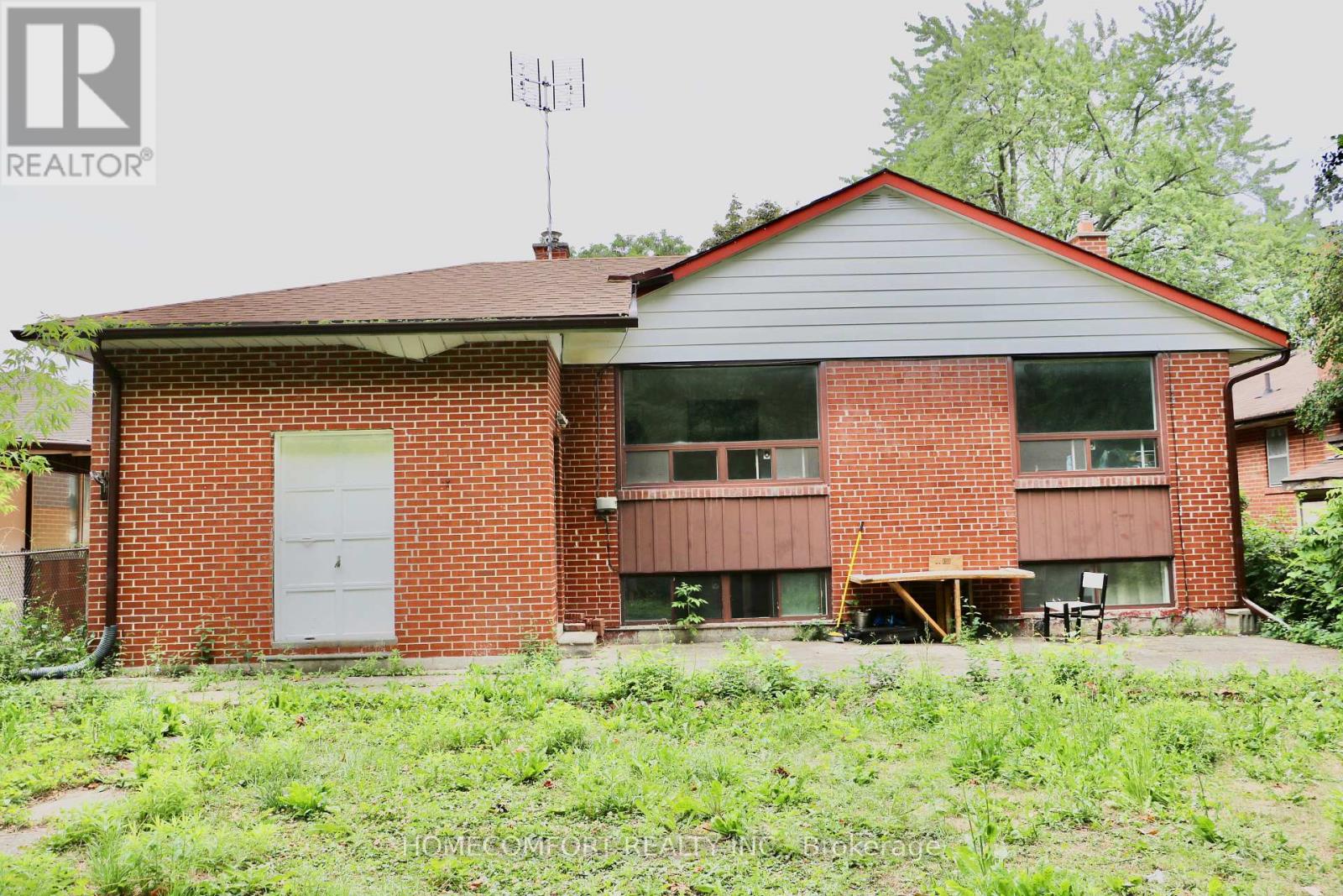 Lower - 72 Langholm Drive, Toronto, Ontario  M3M 2R8 - Photo 22 - W12807790