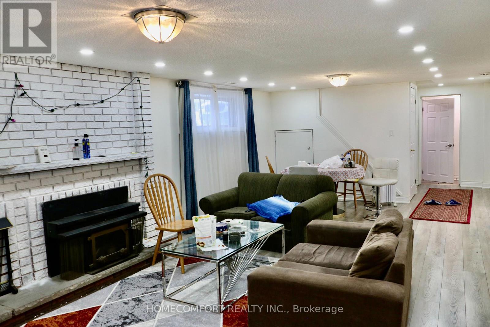 Lower - 72 Langholm Drive, Toronto, Ontario  M3M 2R8 - Photo 5 - W12807790