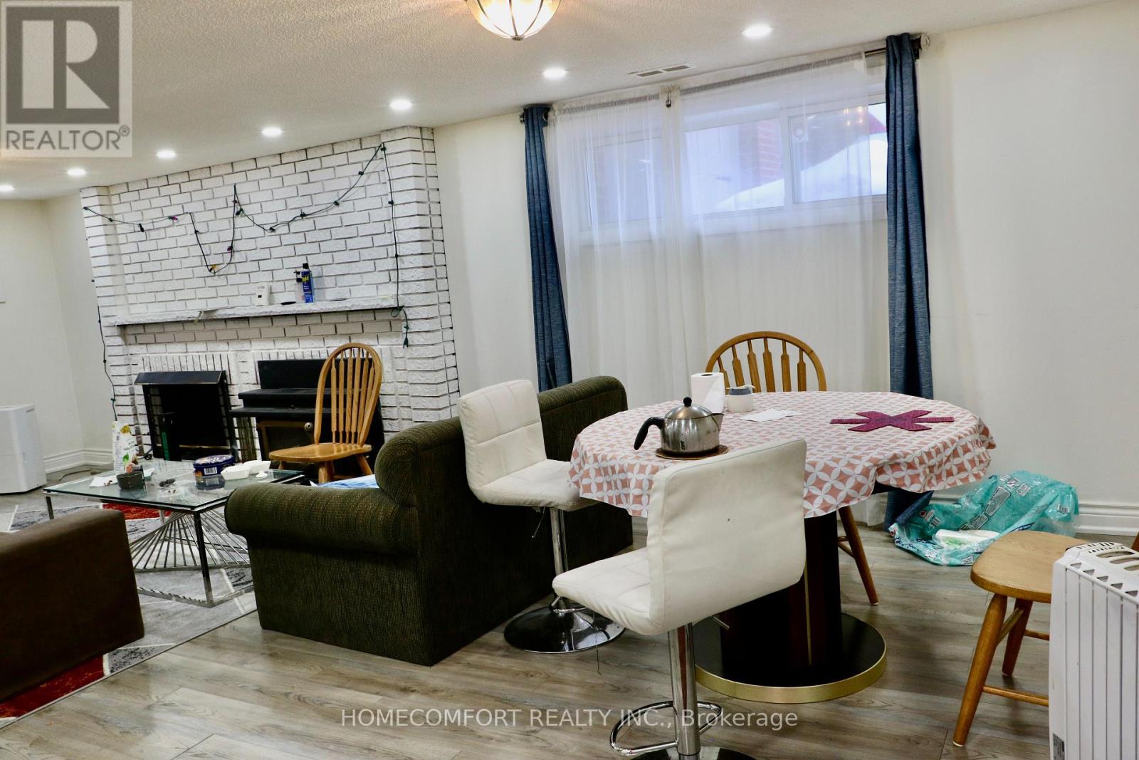 Lower - 72 Langholm Drive, Toronto, Ontario  M3M 2R8 - Photo 6 - W12807790