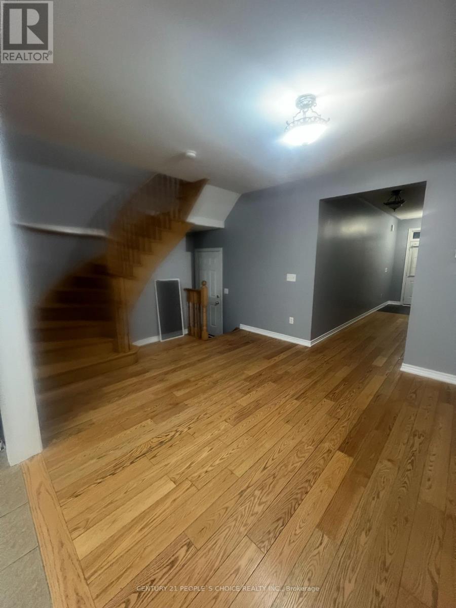 85 Aspermont Crescent, Brampton, Ontario  L6P 0W4 - Photo 10 - W12807792