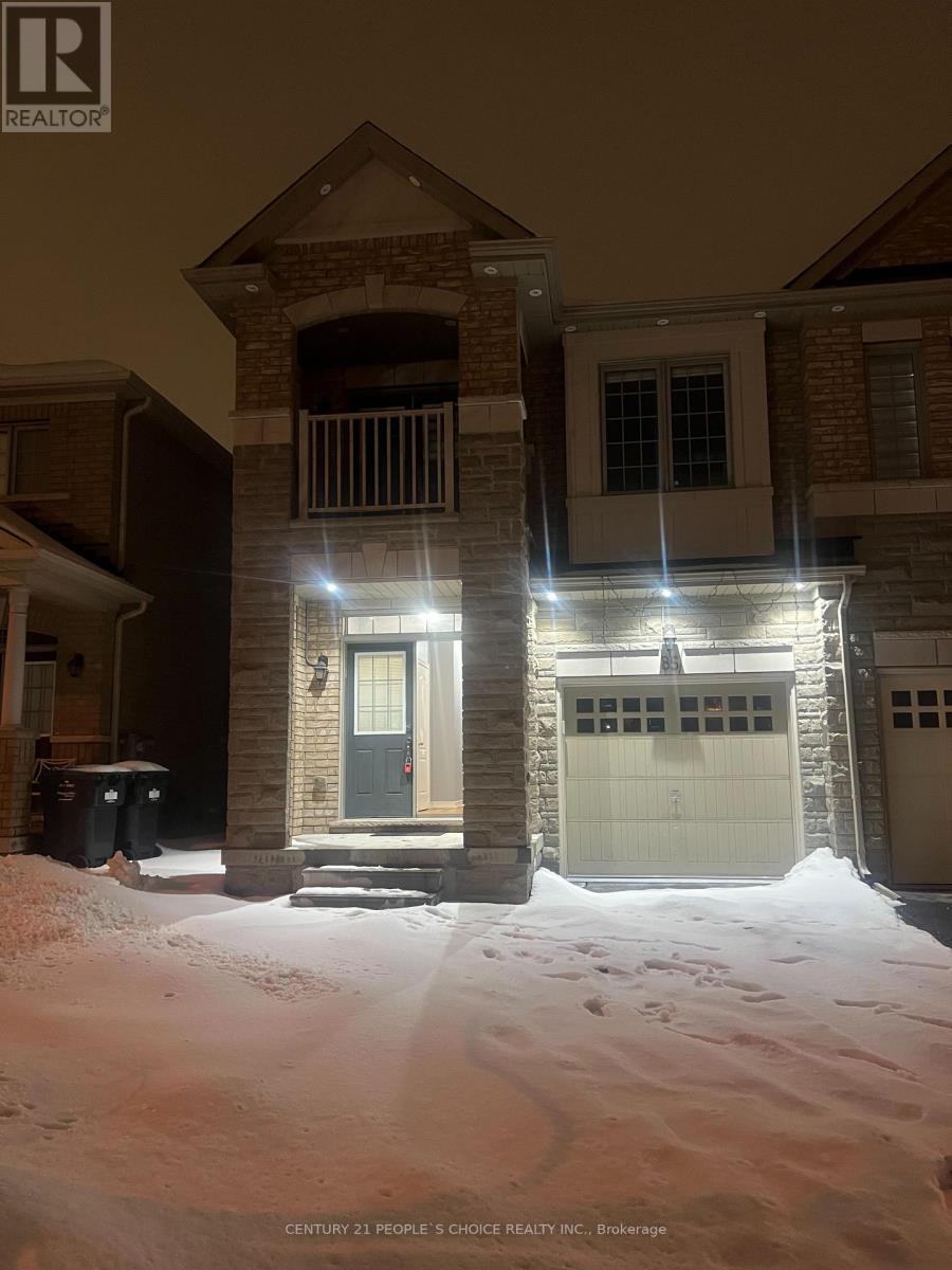 85 Aspermont Crescent, Brampton, Ontario  L6P 0W4 - Photo 3 - W12807792