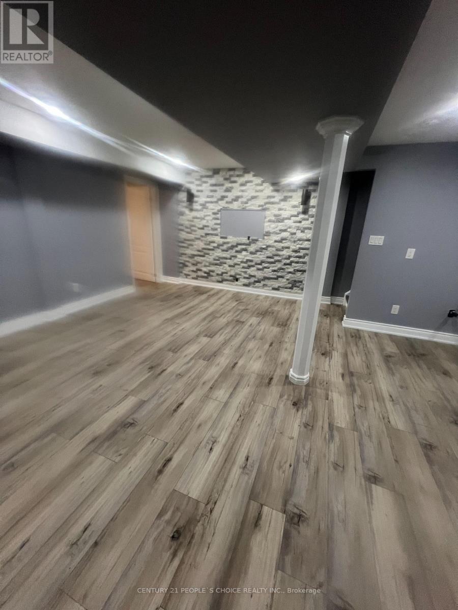 85 Aspermont Crescent, Brampton, Ontario  L6P 0W4 - Photo 36 - W12807792