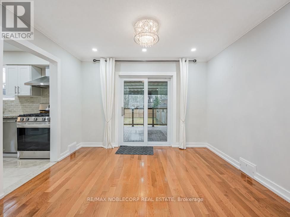 79 Brookhaven Drive, Toronto, Ontario  M6M 4N9 - Photo 24 - W12807794