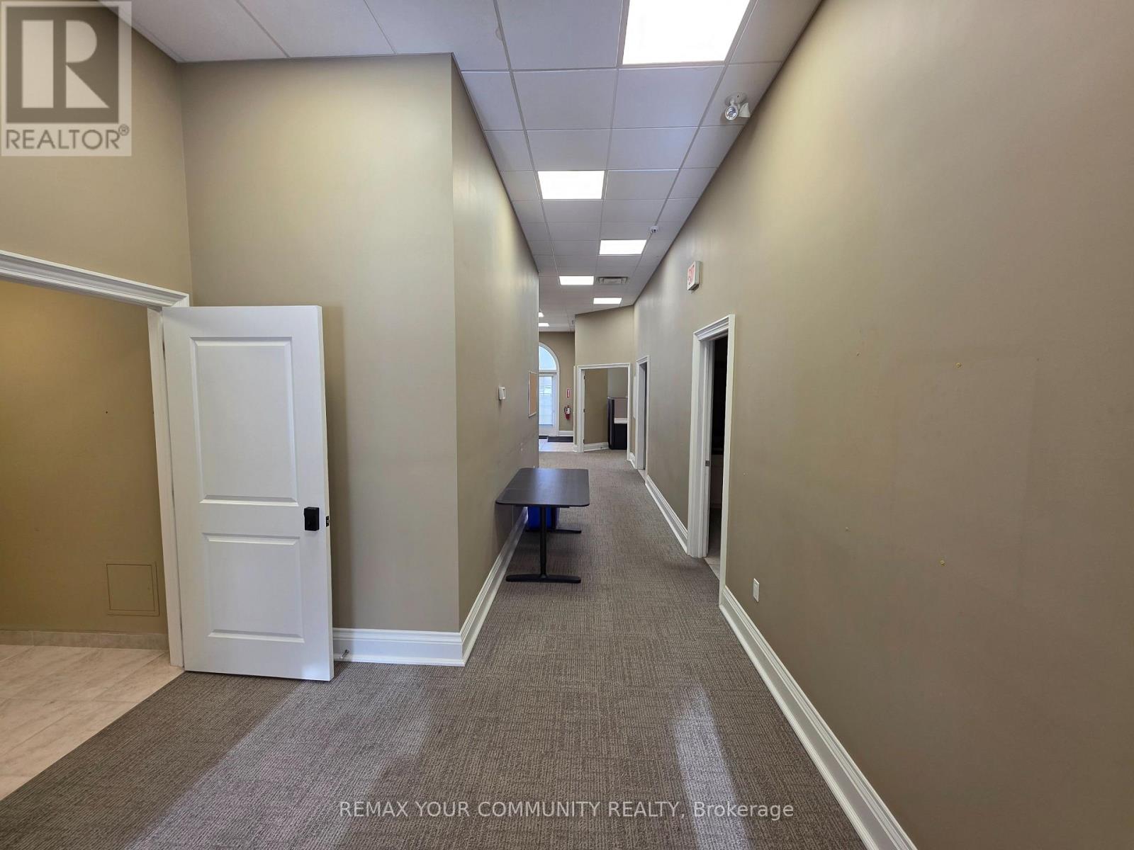 26-27 - 1525 Cornwall Road, Oakville, Ontario  L6J 0B2 - Photo 14 - W12807826