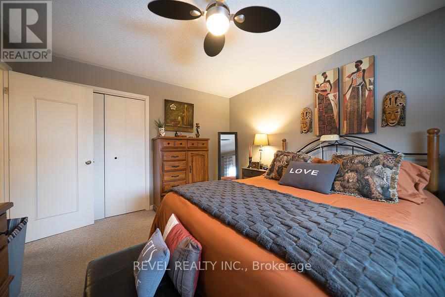 17 Crabapple Court, Brantford, Ontario  N3R 5X8 - Photo 14 - X12807640