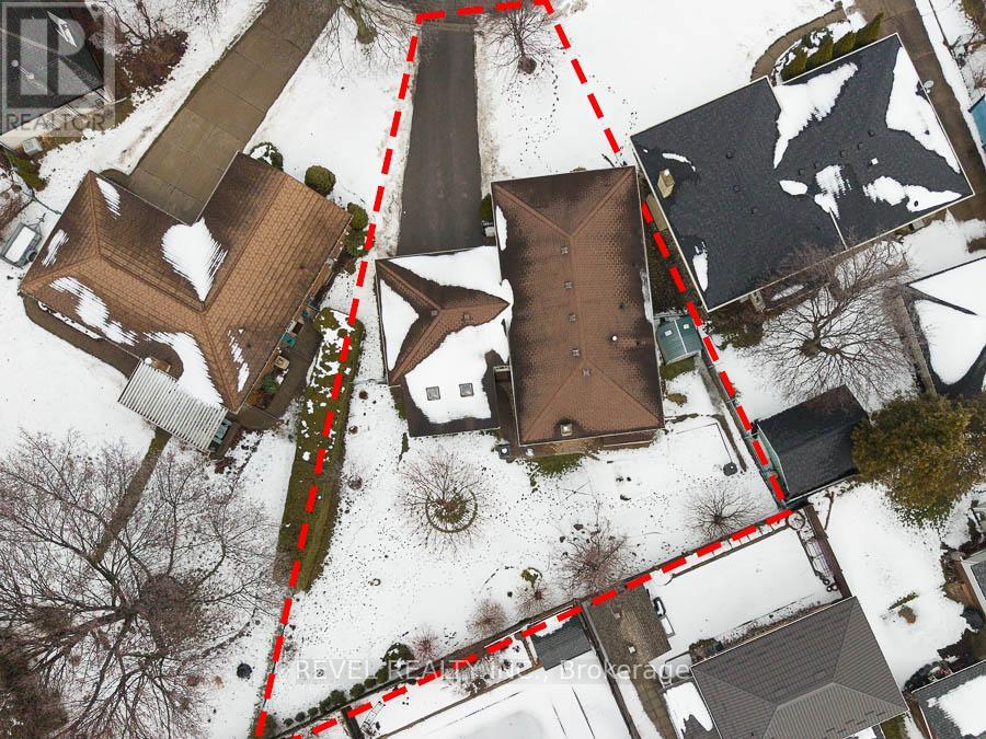 17 Crabapple Court, Brantford, Ontario  N3R 5X8 - Photo 23 - X12807640