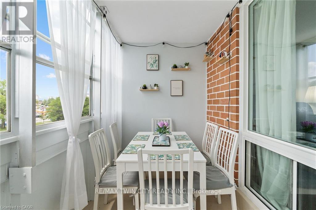 225 Harvard Place E, Waterloo, Ontario  N2J 4H4 - Photo 19 - X12807668