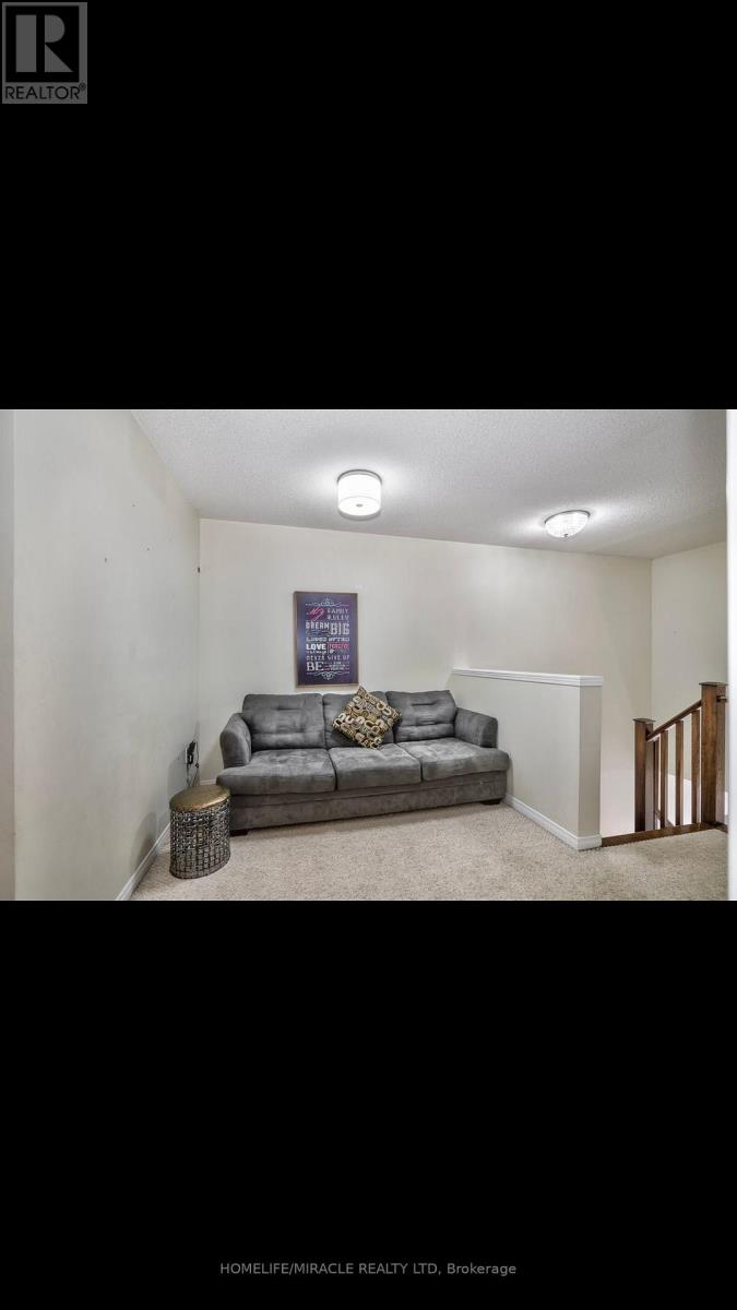 137 Palacebeach Trail, Hamilton, Ontario  L8E 0C3 - Photo 8 - X12807758