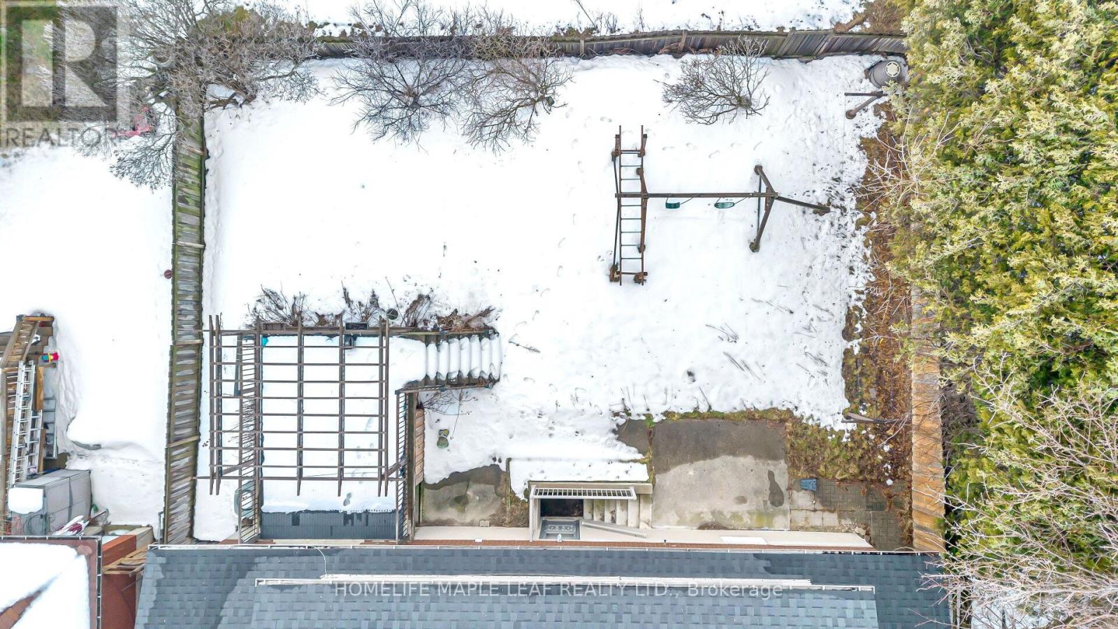 46 Chicopee Terrace, Kitchener, Ontario  N2A 1T4 - Photo 47 - X12807782