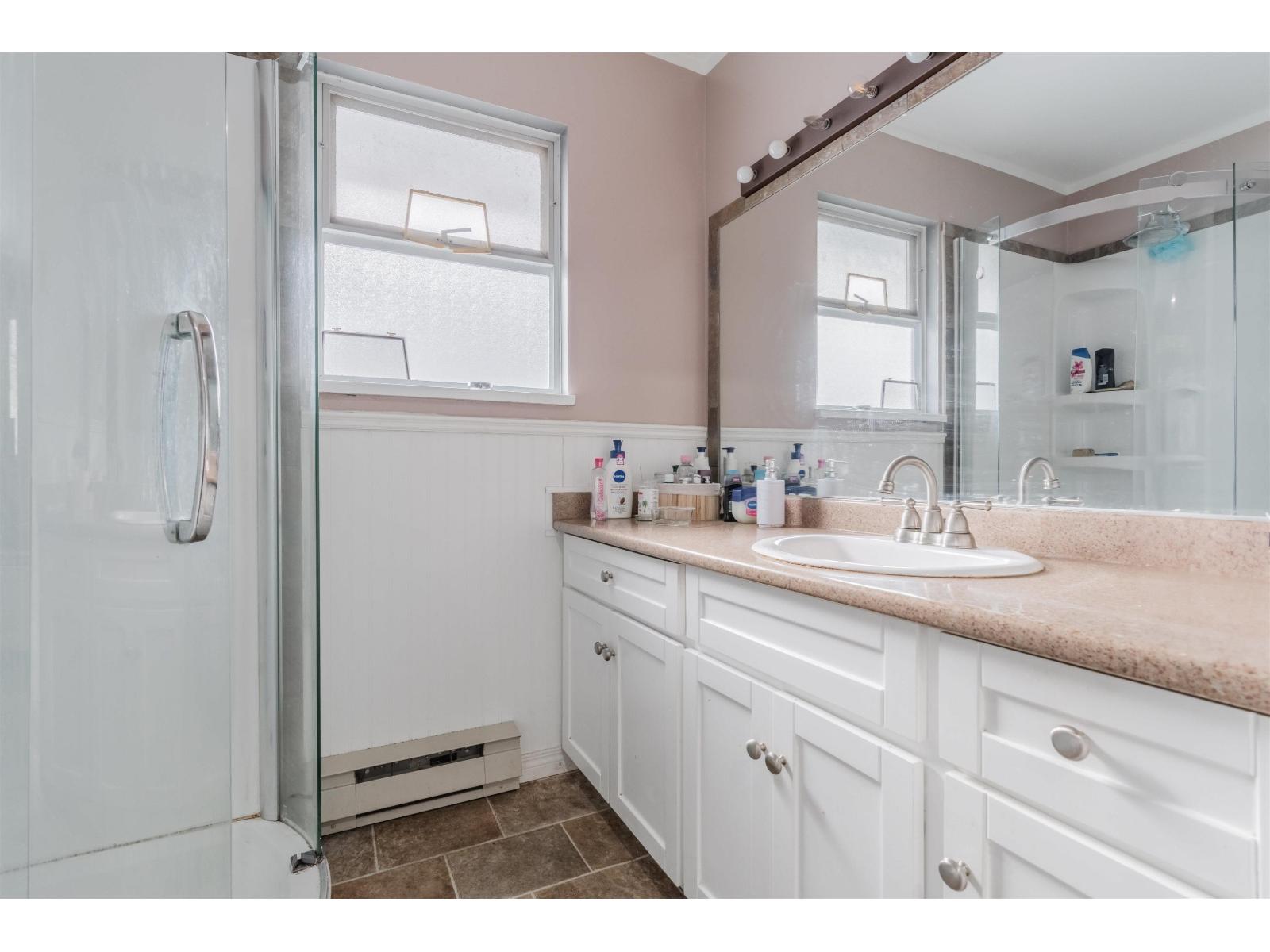 2907 Crossley Drive, Abbotsford, British Columbia  V2T 5H1 - Photo 4 - R3092066