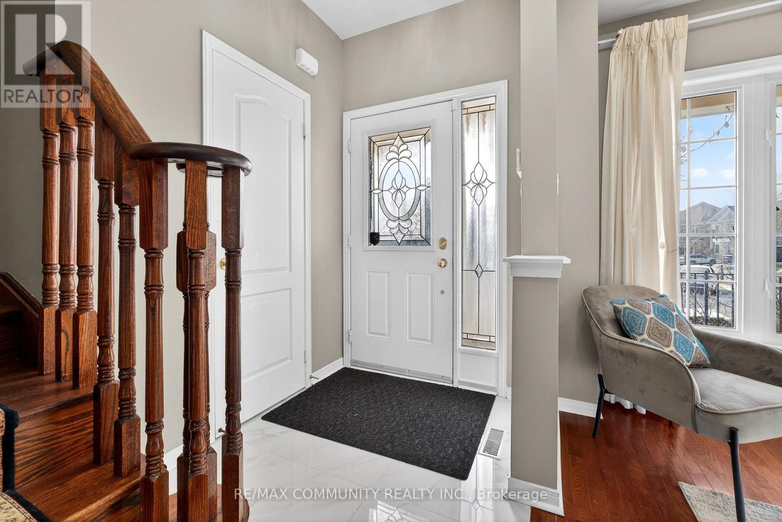 19 Abraham Court N, Ajax, Ontario  L1Z 0A9 - Photo 6 - E12807542