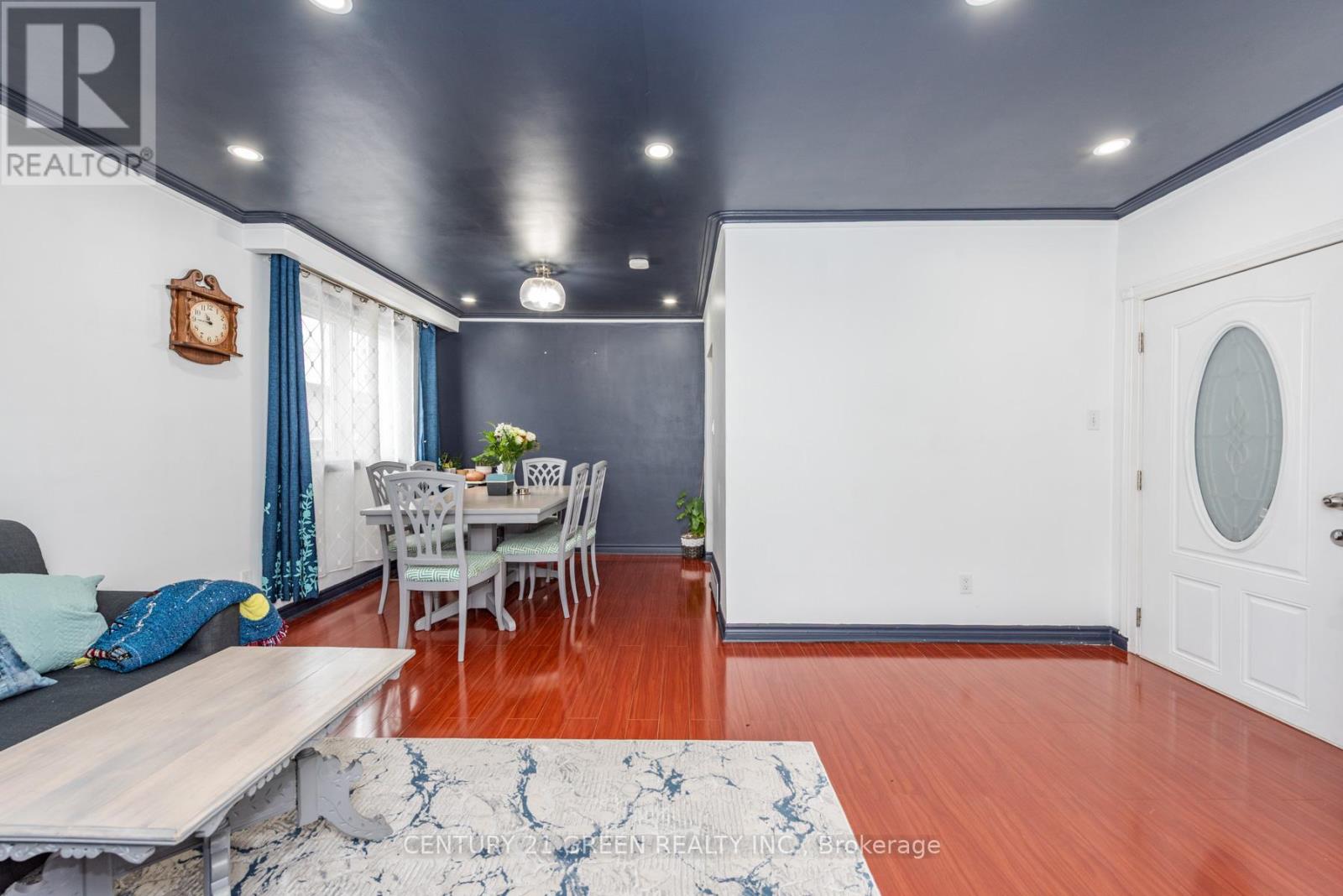 9 Ridgetop Avenue, Brampton, Ontario  L6X 1Z6 - Photo 6 - W12792782