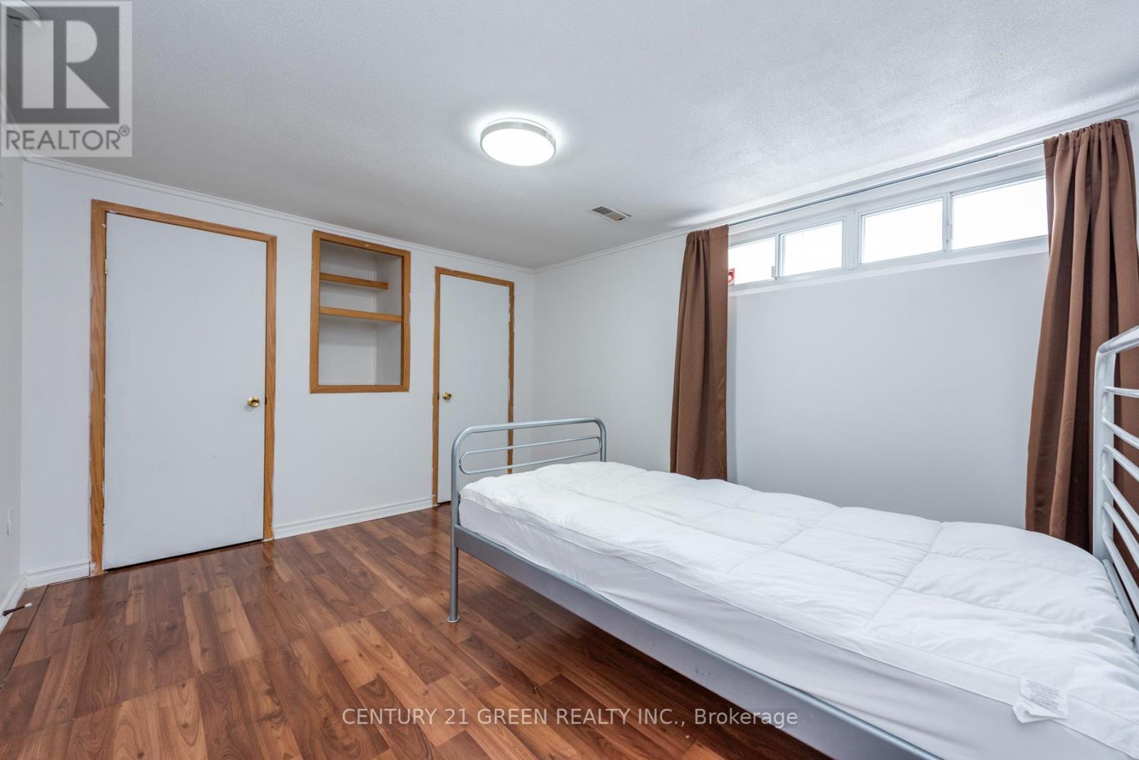 Bsmt - 9 Ridgetop Avenue, Brampton, Ontario  L6X 1Z6 - Photo 9 - W12795556