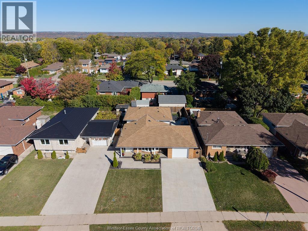 662 Mohawk Road, Hamilton, Ontario  L9C 1X8 - Photo 2 - 26003558