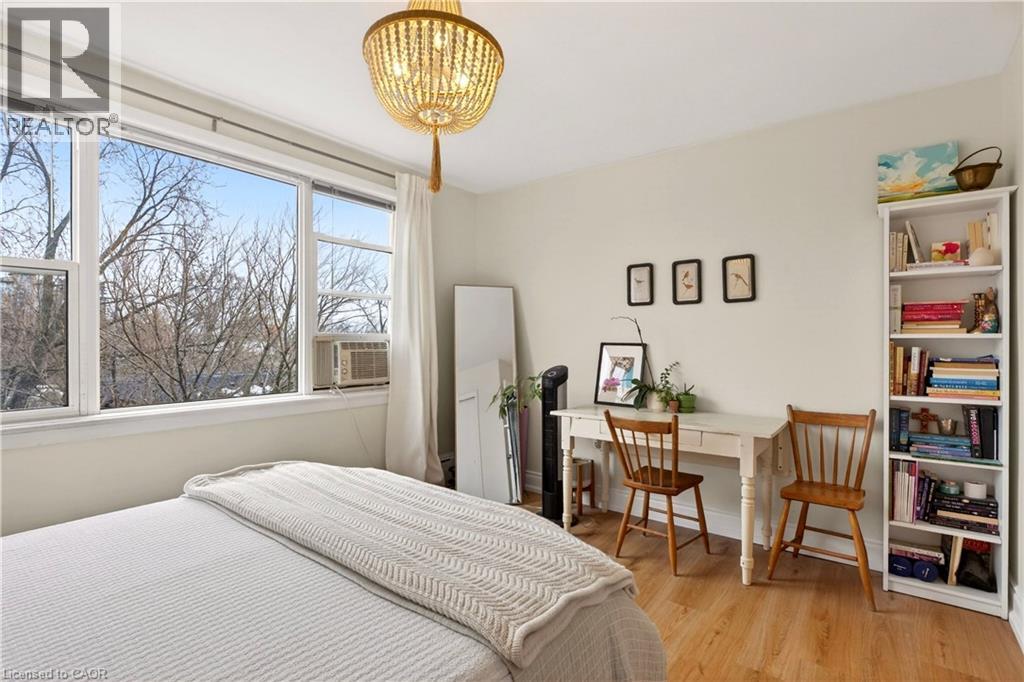 2054 Courtland Drive Unit# 405, Burlington, Ontario  L7R 1R8 - Photo 14 - 40806678