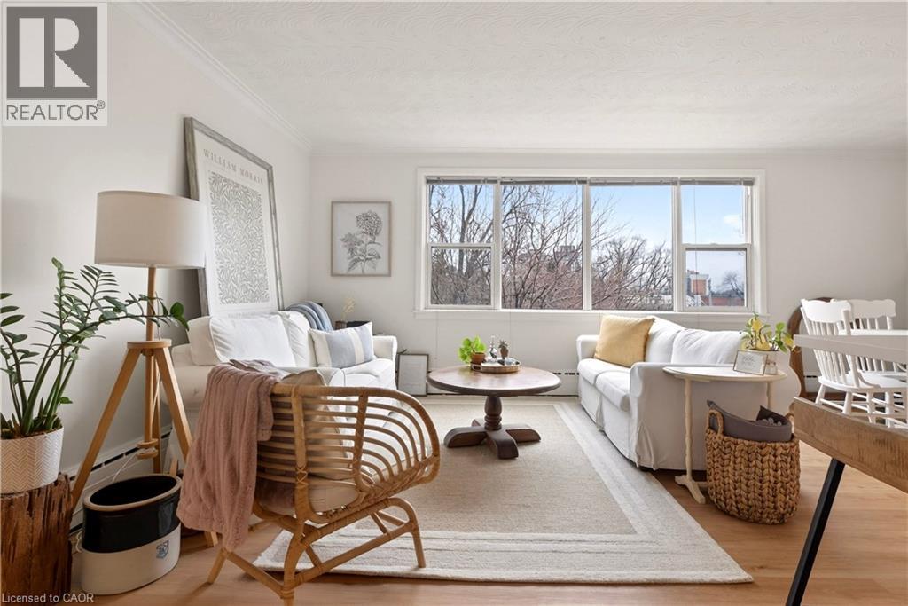 2054 Courtland Drive Unit# 405, Burlington, Ontario  L7R 1R8 - Photo 3 - 40806678