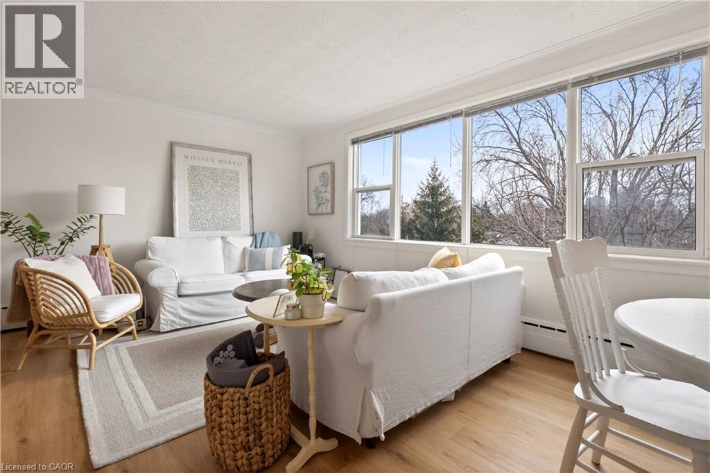 2054 Courtland Drive Unit# 405, Burlington, Ontario  L7R 1R8 - Photo 4 - 40806678