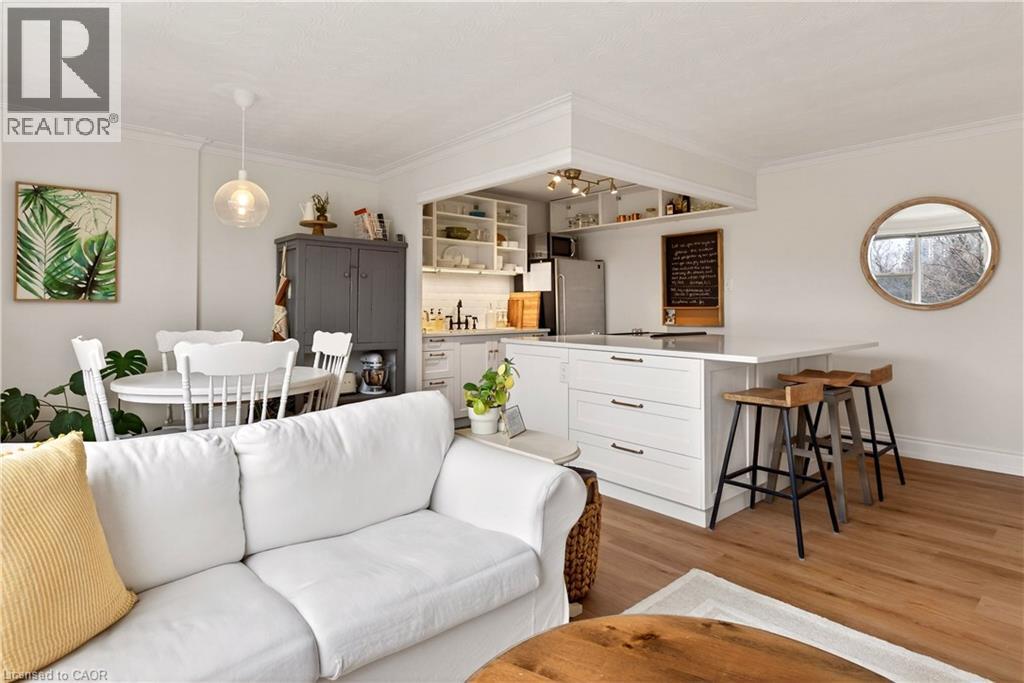 2054 Courtland Drive Unit# 405, Burlington, Ontario  L7R 1R8 - Photo 5 - 40806678