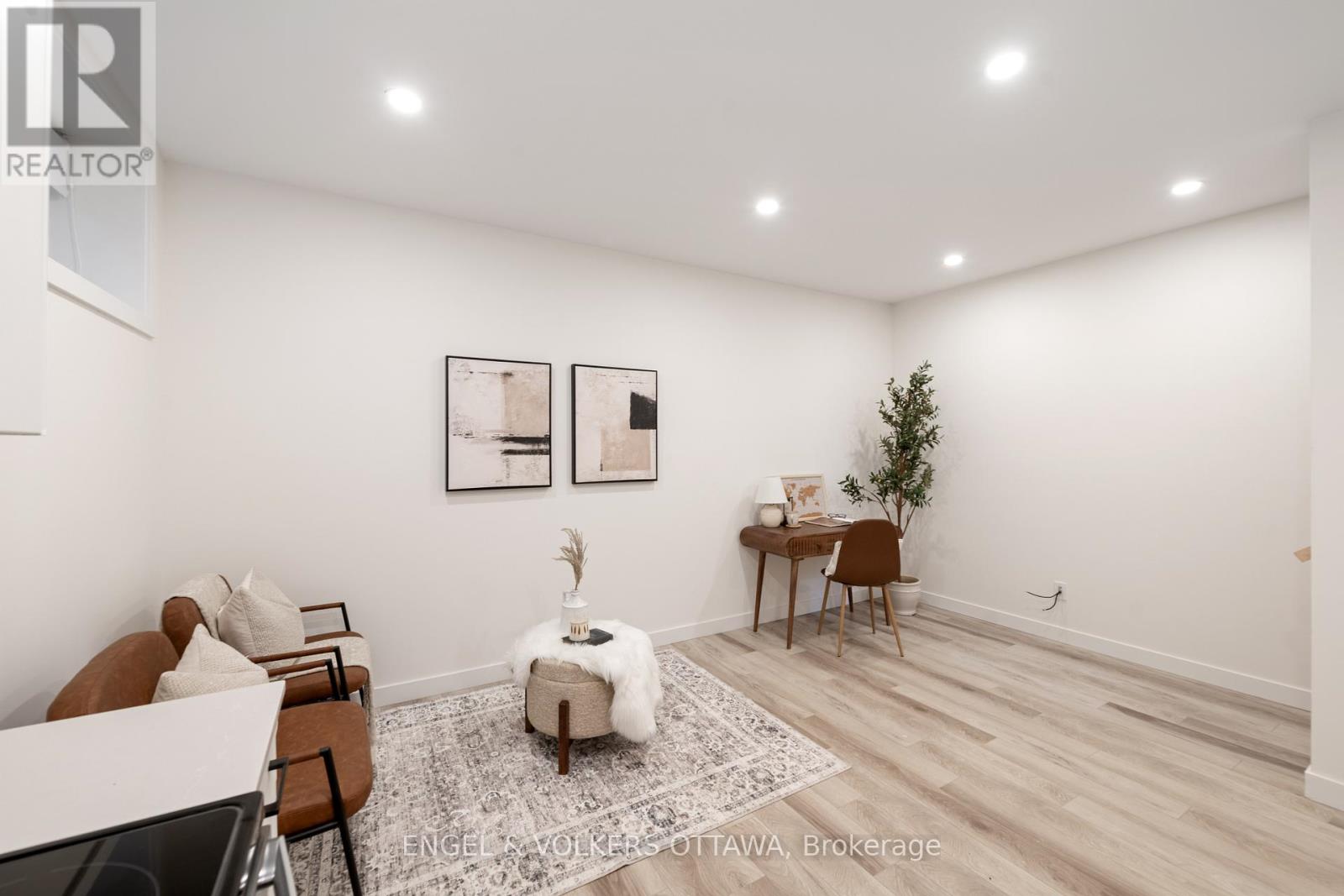 B - 90 Hamilton Avenue N, Ottawa, Ontario  K1Y 1B9 - Photo 10 - X12807840