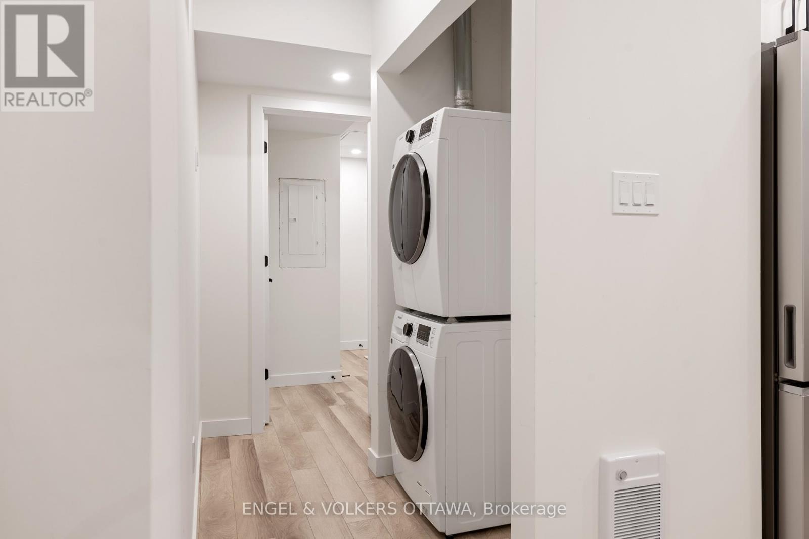 B - 90 Hamilton Avenue N, Ottawa, Ontario  K1Y 1B9 - Photo 14 - X12807840