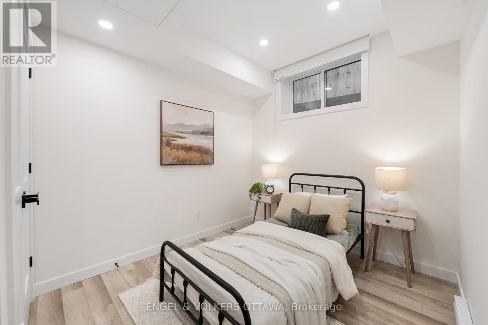 B - 90 Hamilton Avenue N, Ottawa, Ontario  K1Y 1B9 - Photo 17 - X12807840