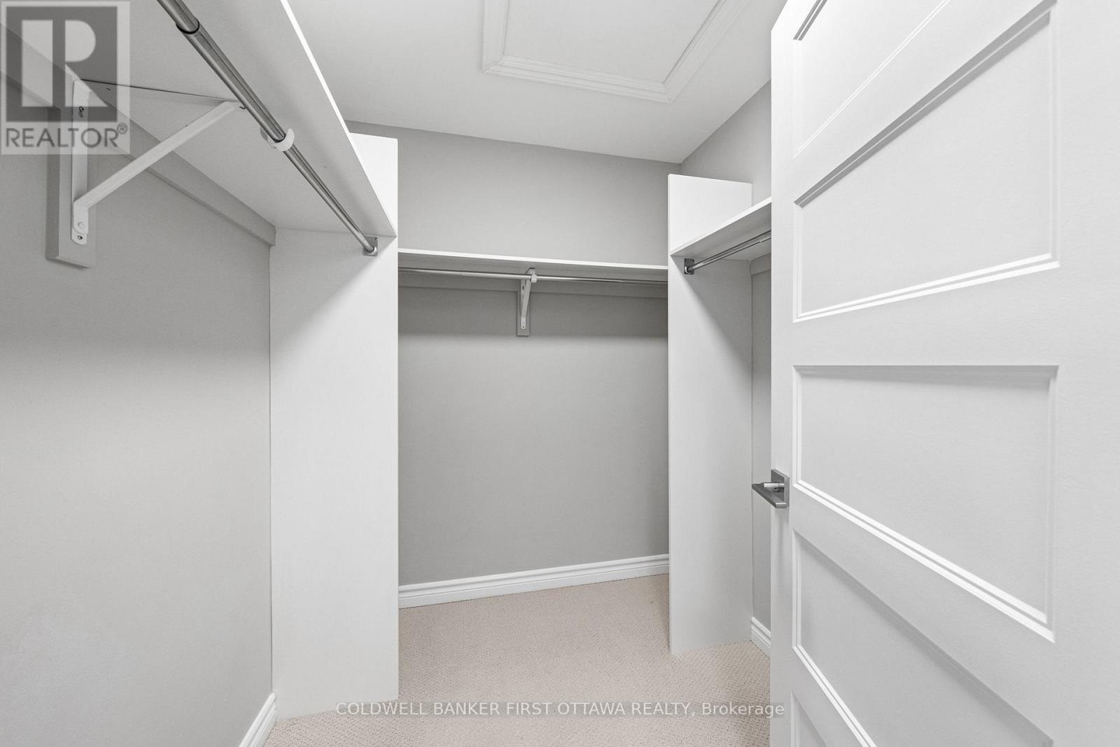 426 Warmstone Drive, Ottawa, Ontario  K2S 0W2 - Photo 30 - X12807872