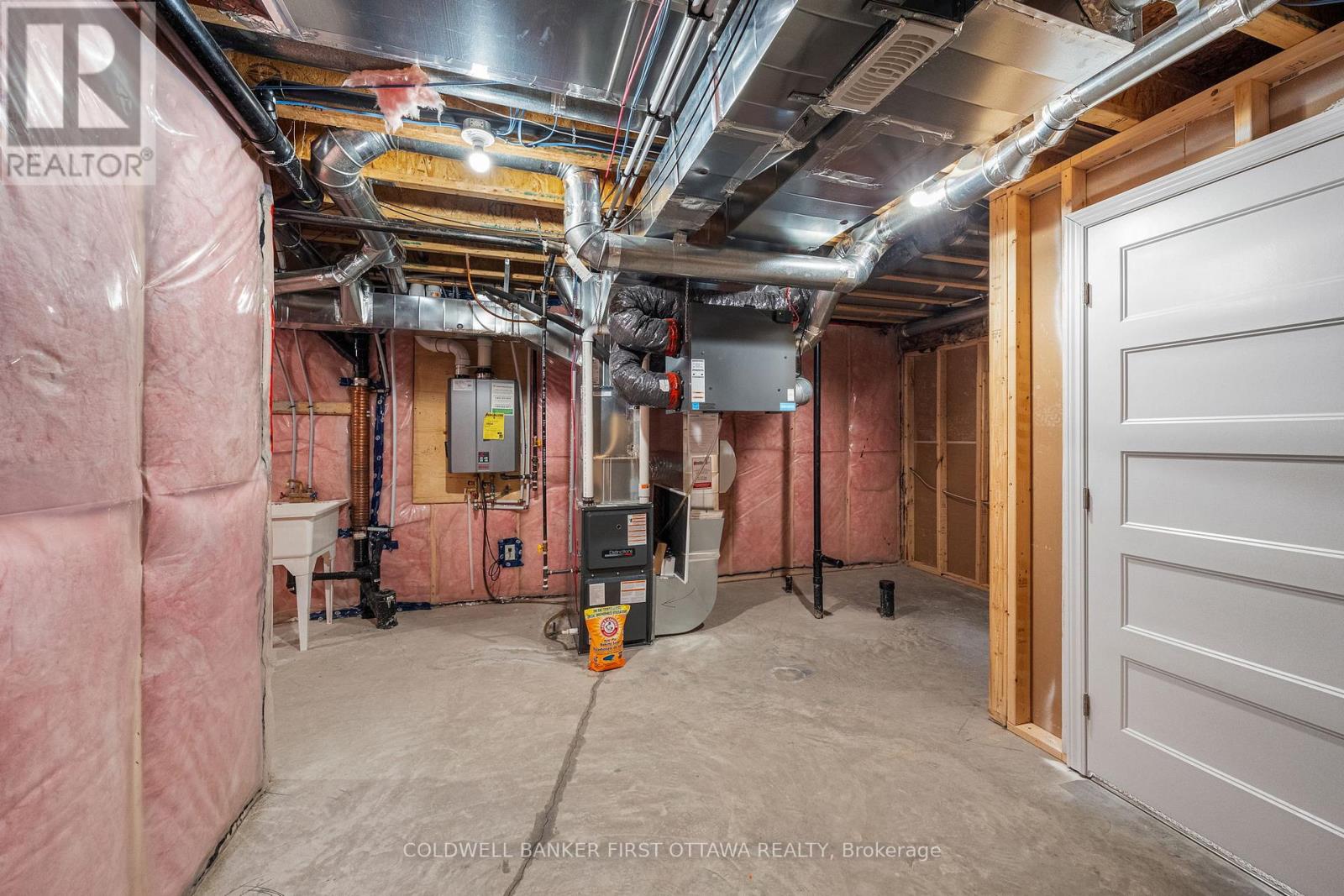 426 Warmstone Drive, Ottawa, Ontario  K2S 0W2 - Photo 41 - X12807872