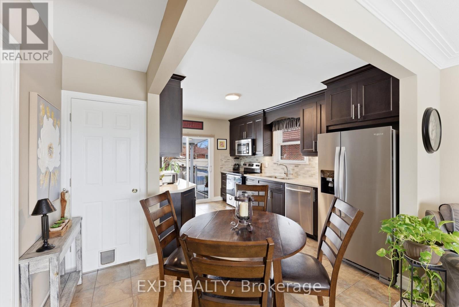 23 Chalmers Street, St. Catharines, Ontario  L2M 5C7 - Photo 8 - X12807850