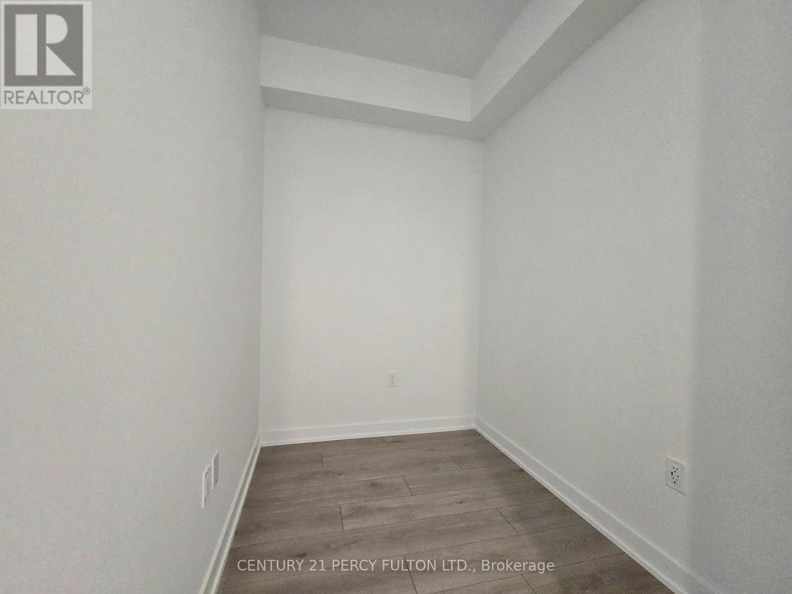 1905 - 1 Fairview Road E, Mississauga, Ontario  L5A 4C6 - Photo 7 - W12807582