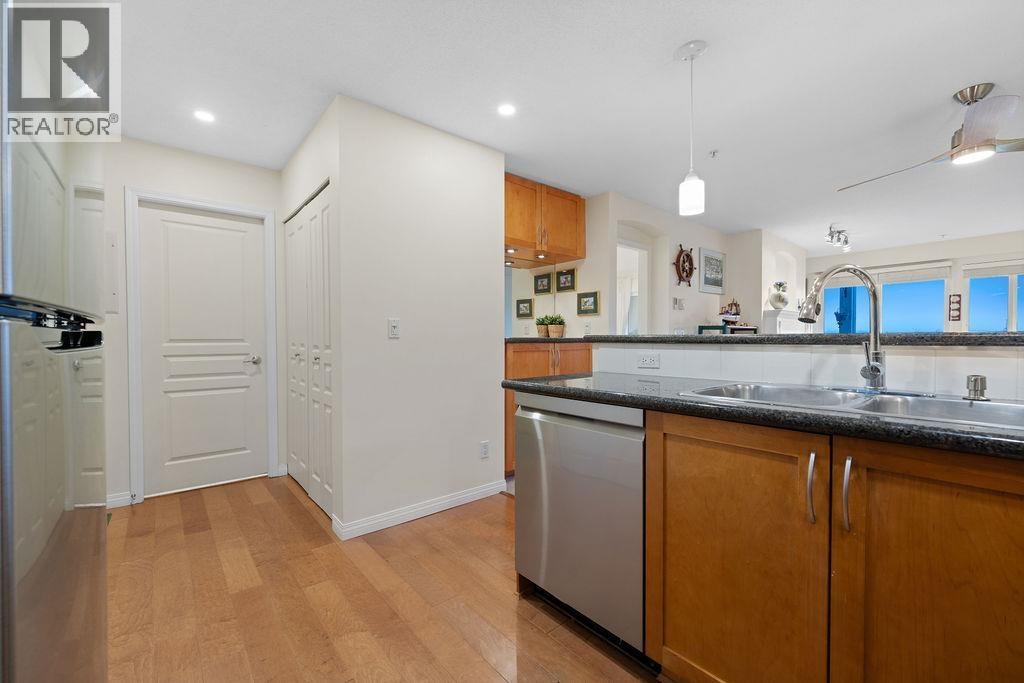 308 333 E 1st Street, North Vancouver, British Columbia  V7L 4W9 - Photo 6 - R3092094