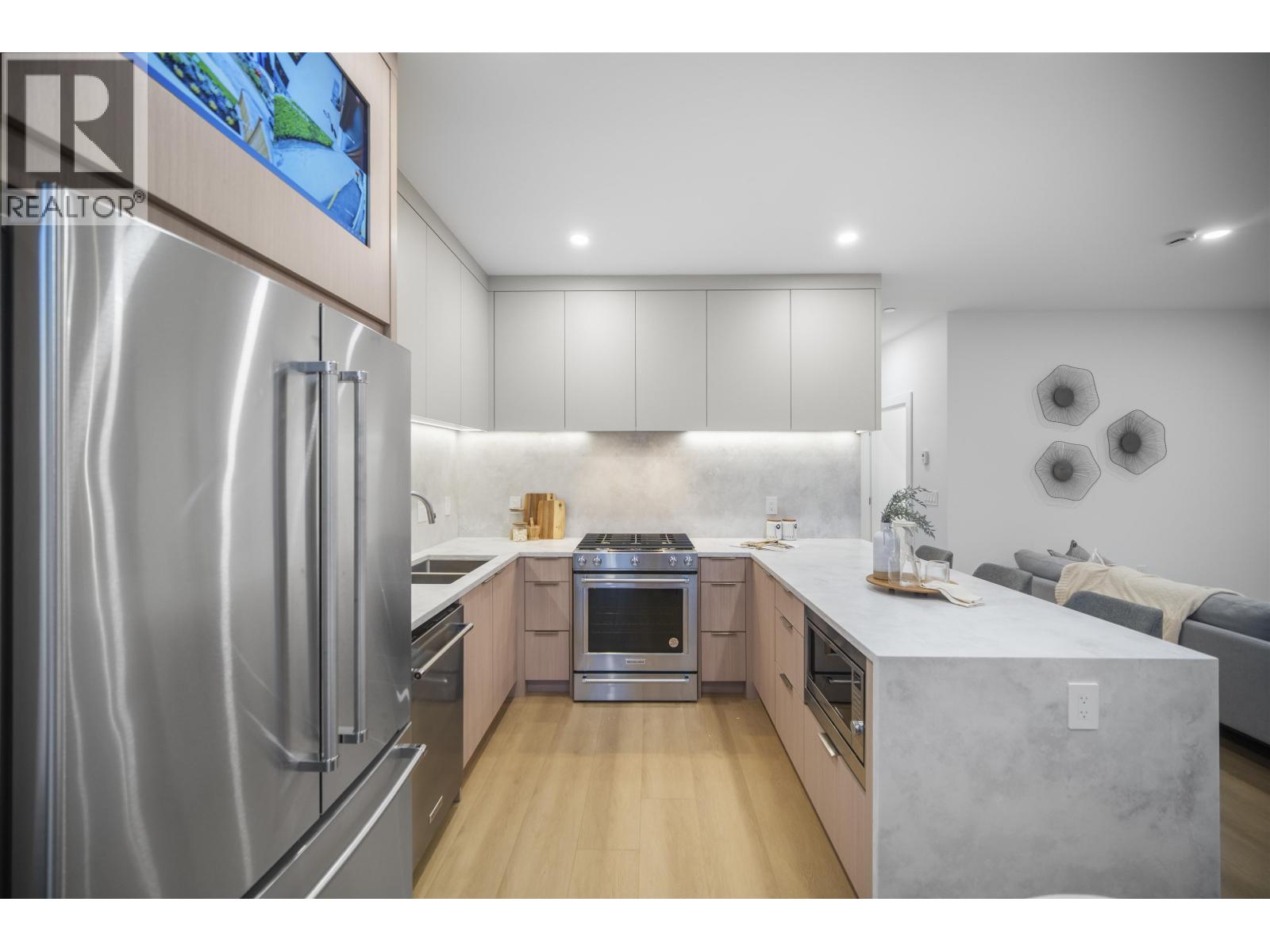 1 3623 Triumph Street, Vancouver, British Columbia  V5K 1V4 - Photo 6 - R3092096