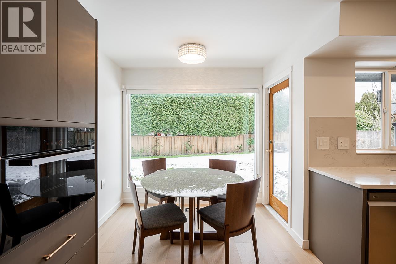 6540 Juniper Drive, Richmond, British Columbia  V7E 4Z6 - Photo 11 - R3092113