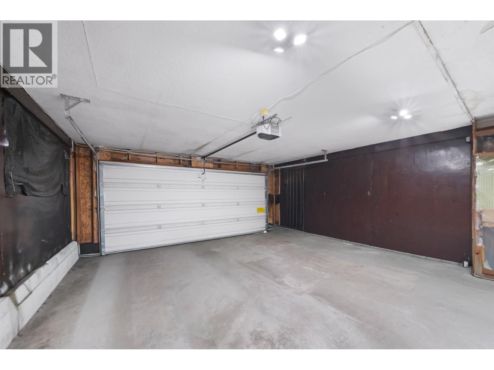 5320 Spruce Street, Burnaby, British Columbia  V5G 1Y6 - Photo 10 - R3092115