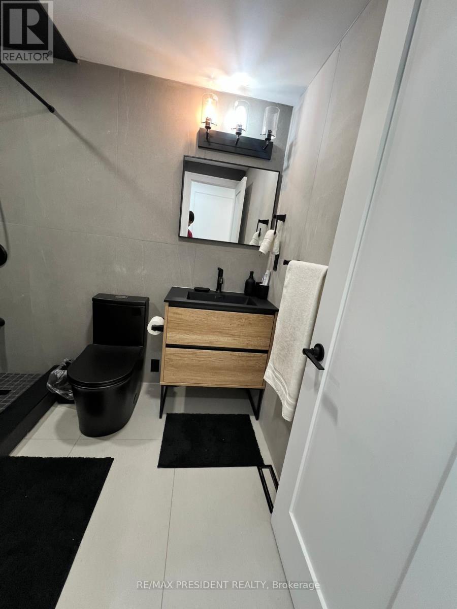 1 - 27 Drayton Crescent, Brampton, Ontario  L6T 3G6 - Photo 10 - W12807444