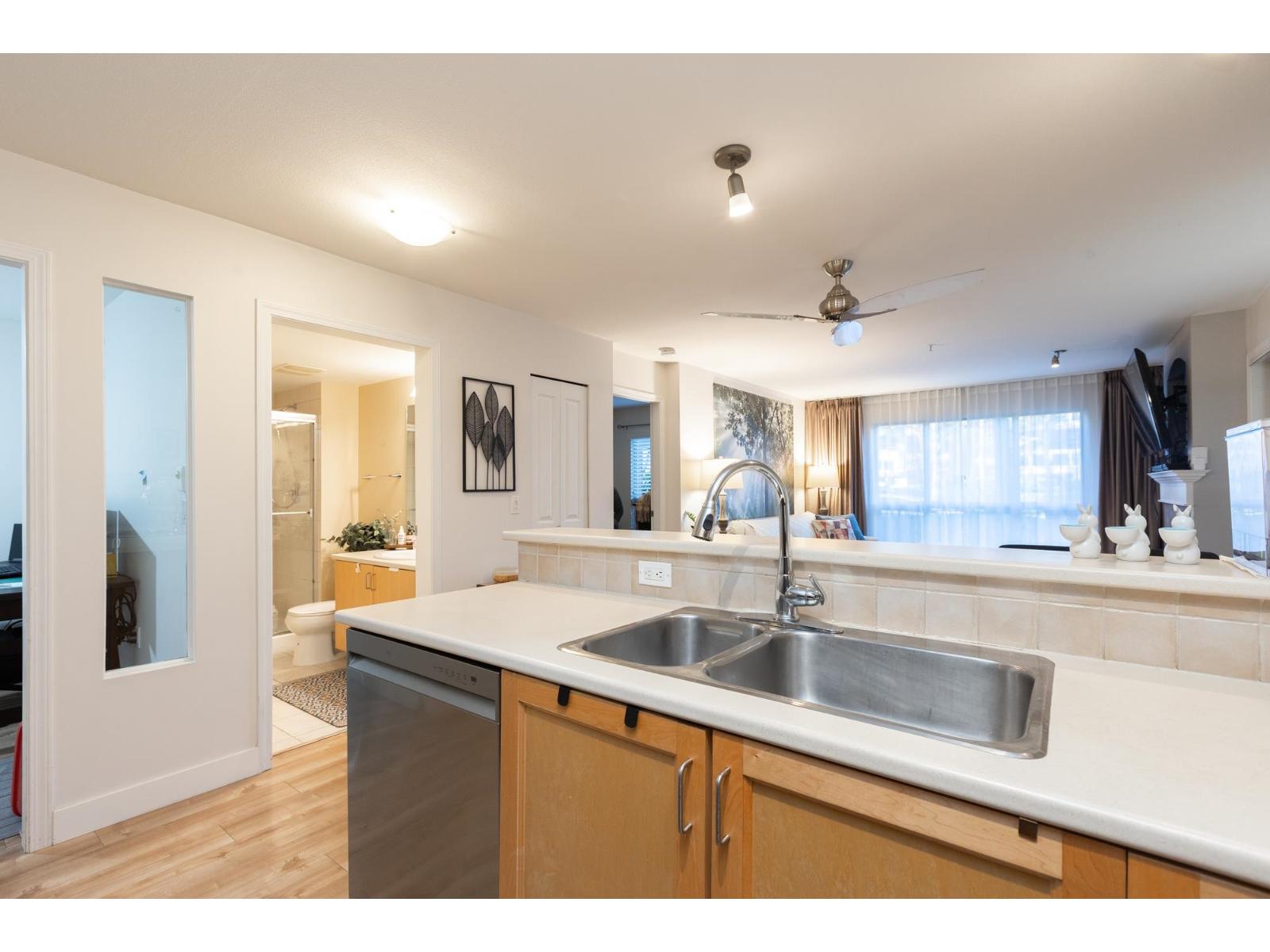 101 15188 22 Avenue, Surrey, British Columbia  V4A 9T4 - Photo 10 - R3089641